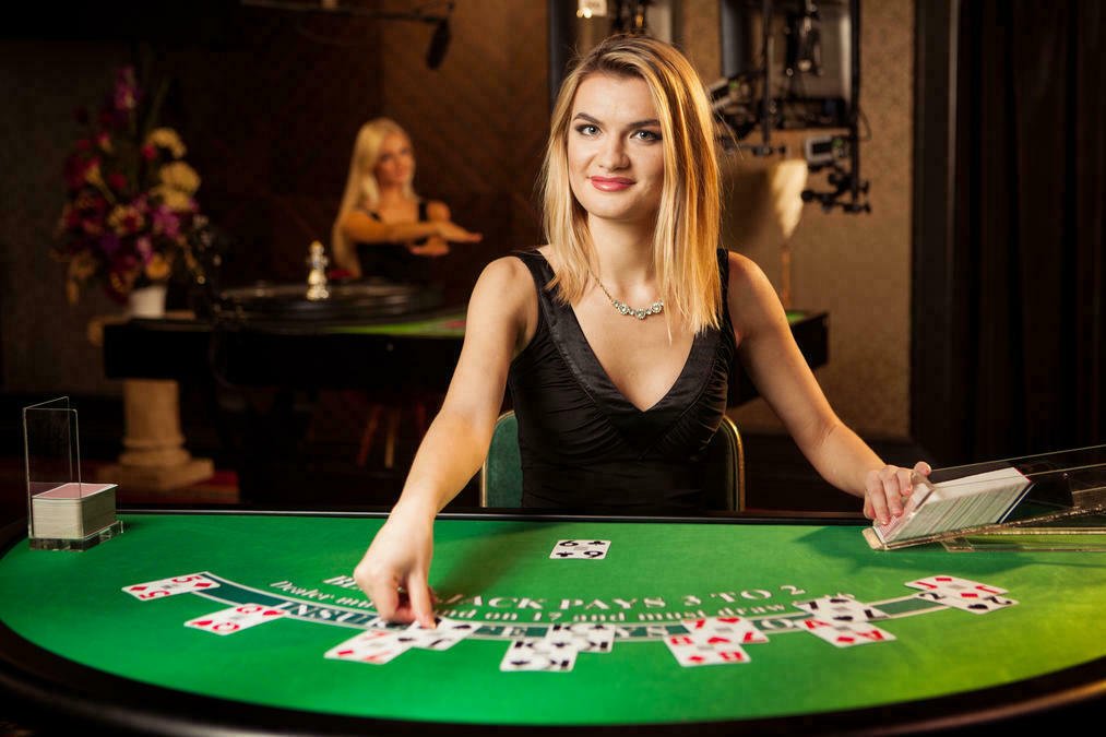 To start, the player places an ante wager and/or a pair plus wager, betting that they will have a hand of at least a pair or better.Three cards are then dealt face down to each player and to the dealer.You are only playing the dealer and not other players at the table.