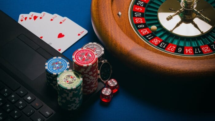 Pros of gambling online